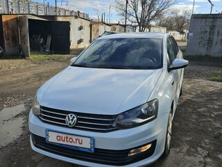 2016 Volkswagen Polo V Рестайлинг, белый, 1550000 рублей, вид 3
