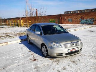2005 Toyota Avensis II, серебристый, 650000 рублей, вид 2