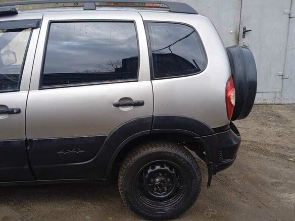 2015 Chevrolet Niva I Рестайлинг, серый, 650000 рублей - вид 6