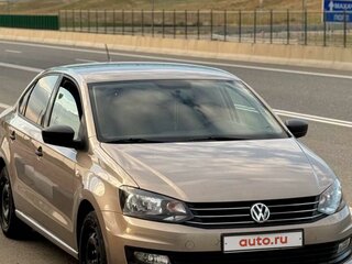 2018 Volkswagen Polo V Рестайлинг, бежевый, 1440000 рублей, вид 5