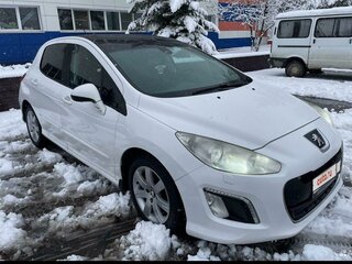 2011 Peugeot 308 I Рестайлинг, белый, 380000 рублей, вид 3