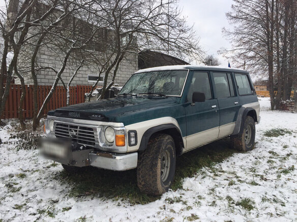 1997 Nissan Patrol IV (Y60), зелёный - вид 1