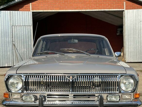 1984 ГАЗ 24 «Волга» 2401 I (24), серый, 2000000 рублей
