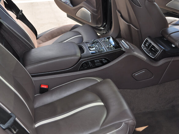 2012 Audi A8 Long III (D4), чёрный - вид 5