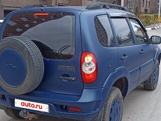2009 Chevrolet Niva I Рестайлинг, синий, 550000 рублей, вид 3