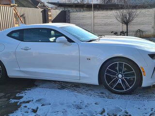 2017 Chevrolet Camaro VI, белый, 2800000 рублей, вид 5