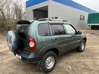 2010 Chevrolet Niva I Рестайлинг, зелёный, 550000 рублей, вид 5