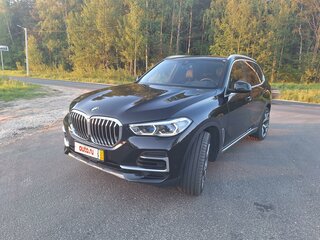 2022 BMW X5 30d IV (G05/G18), чёрный, 9800000 рублей, вид 2