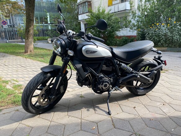 2020 Ducati Scrambler 800, серебристый, 920000 рублей - вид 8