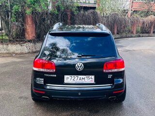 2006 Volkswagen Touareg I, чёрный, 1350000 рублей, вид 5