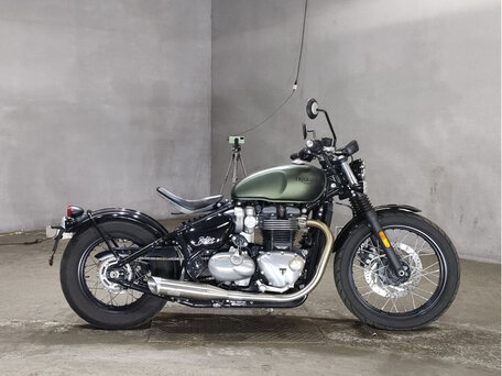 2018 Triumph Bonneville Bobber, зелёный, 1200000 рублей, вид 2