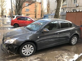 2013 Chevrolet Cruze I Рестайлинг, серый, 700000 рублей, вид 4