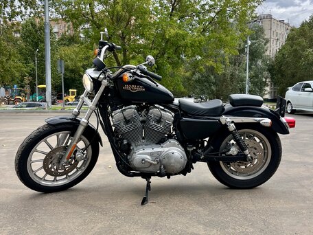 2010 Harley-Davidson Sportster 883, чёрный, 550000 рублей, вид 4