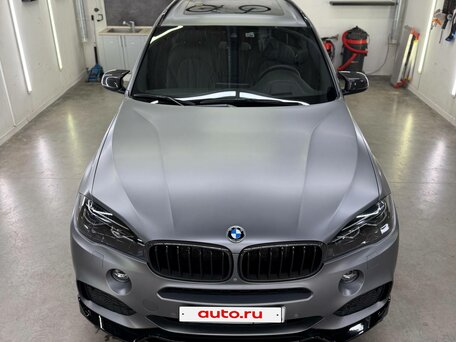 2017 BMW X5 40d III (F15), серый, 5000000 рублей, вид 2