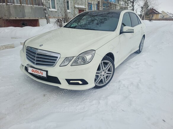 2010 Mercedes-Benz E-Класс 200 5G-Tronic IV (W212, S212, C207), белый, 1990000 рублей - вид 2