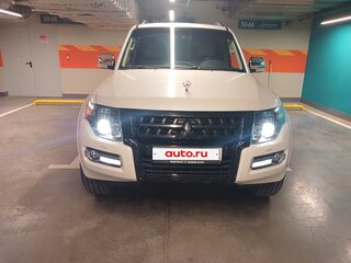 2019 Mitsubishi Pajero IV Рестайлинг 2, белый, 4700000 рублей, вид 3