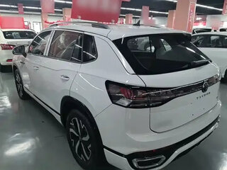 2023 Volkswagen Tayron I Рестайлинг, серый, 3165099 рублей, вид 5