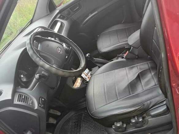 2008 Kia Sportage II, красный, 1350000 рублей - вид 8