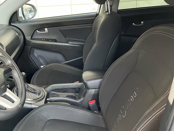 2012 Kia Sportage III, белый, 950000 рублей - вид 9
