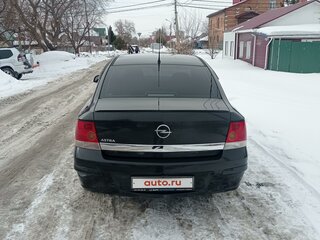 2011 Opel Astra H Рестайлинг, чёрный, 700000 рублей, вид 2
