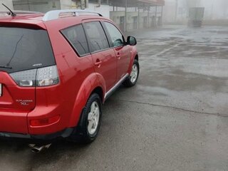 2007 Mitsubishi Outlander II, красный, 870000 рублей, вид 4
