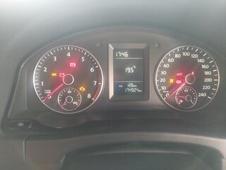 2012 Volkswagen Golf Plus II, красный, 1249000 рублей, вид 3