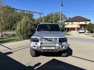 1997 Mitsubishi Pajero II Рестайлинг, серебристый, 1900000 рублей, вид 2