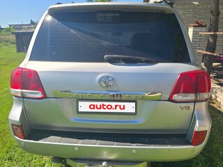 2008 Toyota Land Cruiser 200 Series, серебристый, 3100000 рублей, вид 2