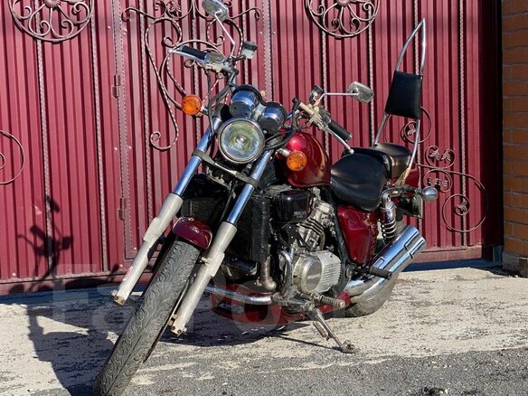 1990 Honda Magna, пурпурный, 320000 рублей - вид 2