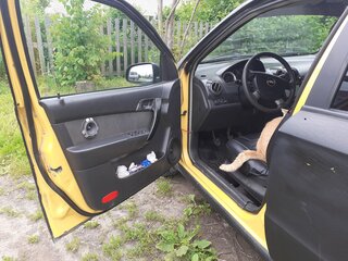 2006 Chevrolet Aveo I Рестайлинг, чёрный, 230000 рублей, вид 2