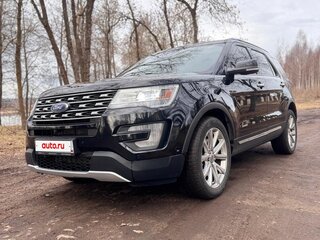 2017 Ford Explorer V Рестайлинг, чёрный, 2150000 рублей, вид 5