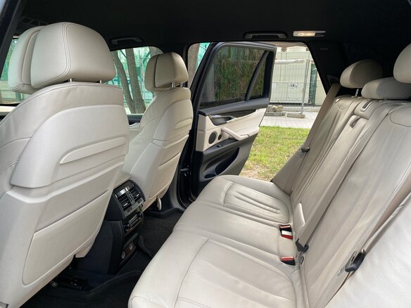 2014 BMW X5 50i III (F15), синий - вид 14