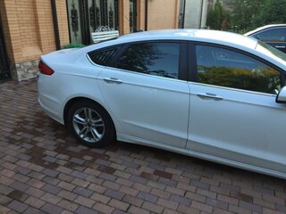 2017 Ford Fusion (North America) II Рестайлинг, белый, 1300000 рублей, вид 2