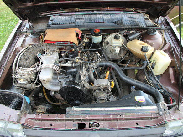 1987 Volkswagen Passat B2, коричневый - вид 3