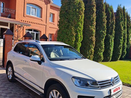 2015 Volkswagen Touareg II Рестайлинг, белый, 2550000 рублей, вид 1