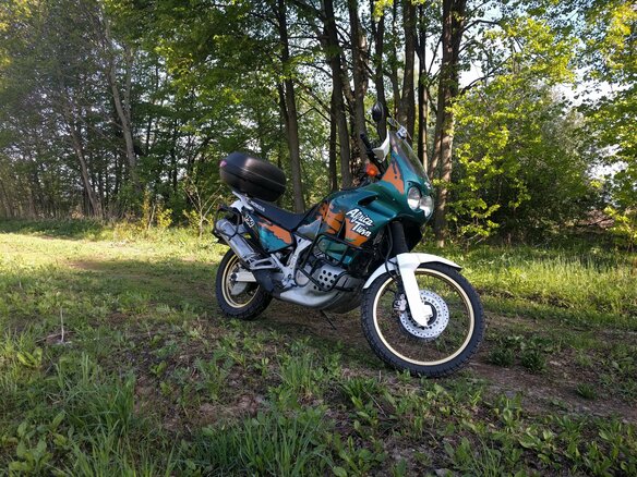 1995 Honda XRV 750 Africa Twin, зелёный - вид 9