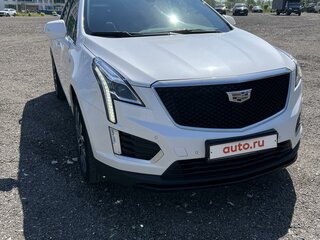 2021 Cadillac XT5 I Рестайлинг, белый, 4099000 рублей, вид 2
