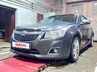 2014 Chevrolet Cruze I Рестайлинг, серый, 920000 рублей, вид 3