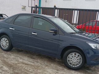 2010 Ford Focus II Рестайлинг, синий, 650000 рублей, вид 3