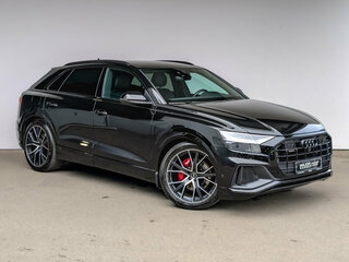 2022 Audi Q8 55 TFSI I (4M), чёрный, 8915000 рублей, вид 3