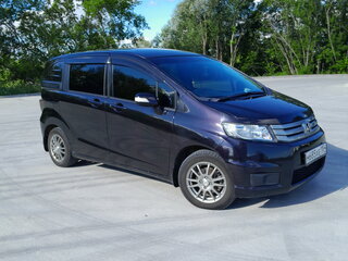 2012 Honda Freed Spike I Рестайлинг, фиолетовый, 1130000 рублей, вид 4