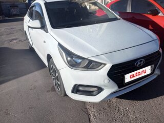 2018 Hyundai Solaris II, белый, 850000 рублей, вид 2