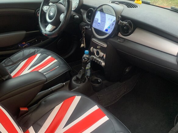 2009 Mini Hatch One II (R56), красный, 690000 рублей - вид 7