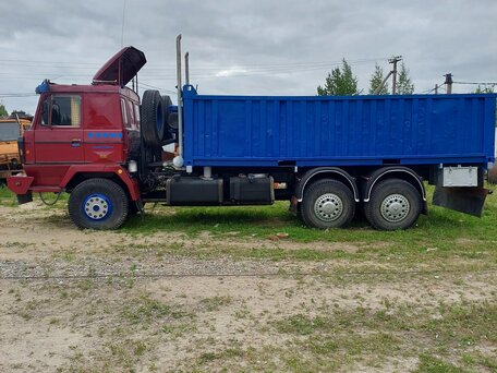 1990 Tatra T 815, красный, 700000 рублей, вид 1