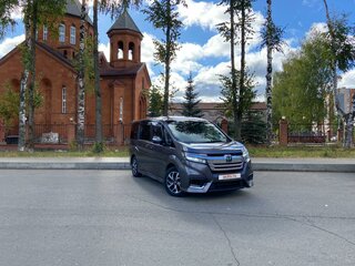 2018 Honda Stepwgn Spada V Рестайлинг, серый, 2670000 рублей, вид 4