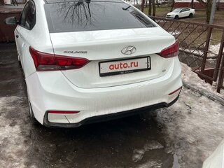 2017 Hyundai Solaris II, белый, 900000 рублей, вид 4