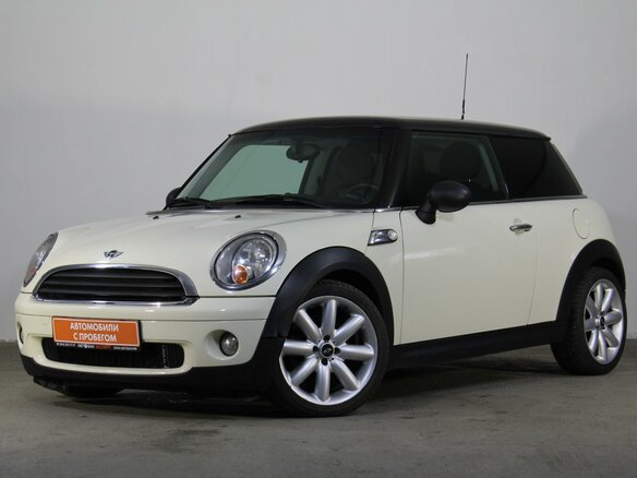 2009 Mini Hatch One II (R56), белый