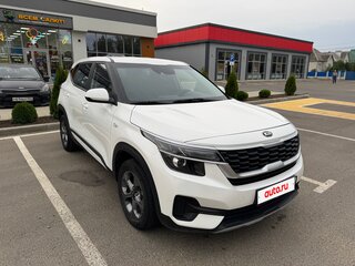 2019 Kia Seltos I, белый, 1800000 рублей, вид 3