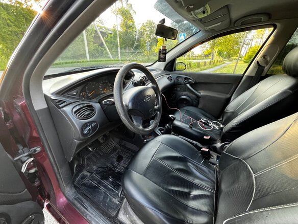 2004 Ford Focus I Рестайлинг, пурпурный, 150000 рублей - вид 6