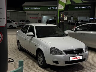 2015 Lada (ВАЗ) Priora I Рестайлинг, белый, 585000 рублей, вид 4